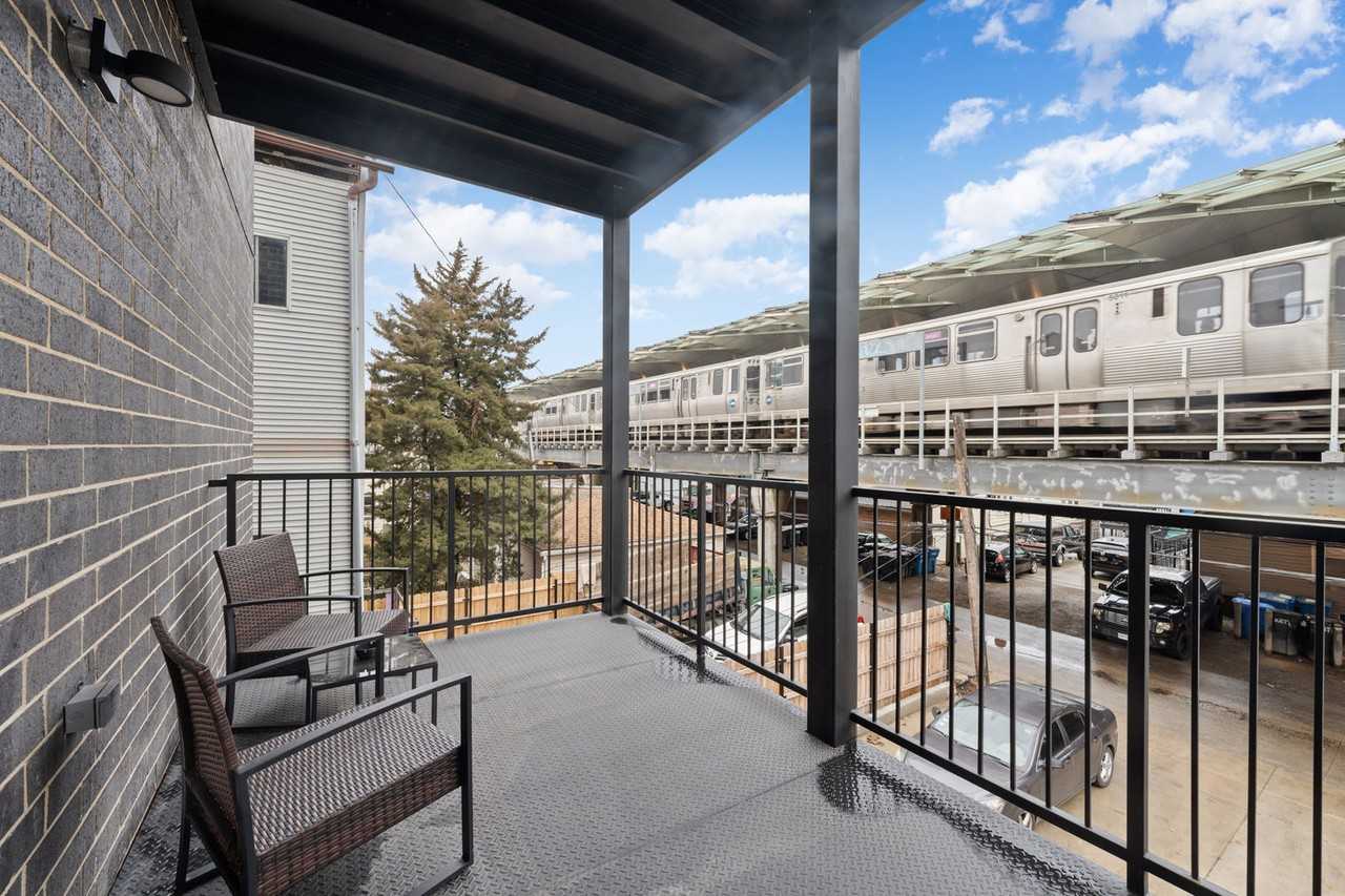 2006 W 21st St #1244959P - Photo 5 of 44