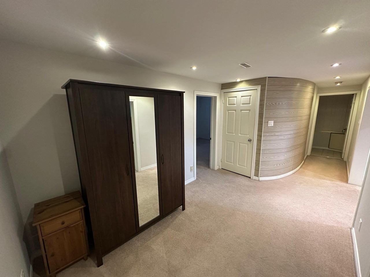 28 Sycamore Drive - Photo 4 of 14