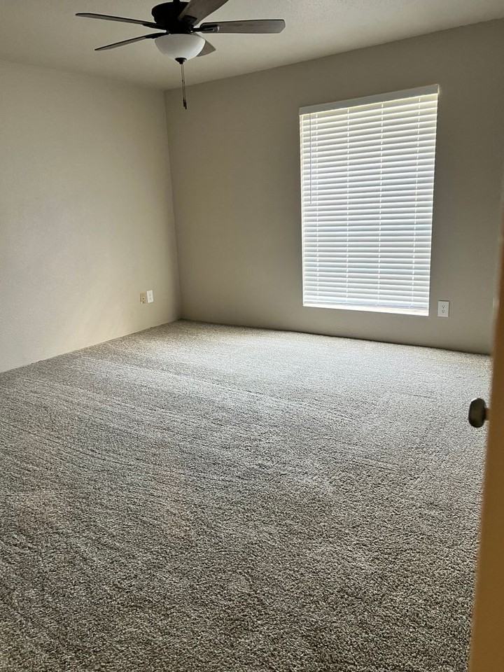 Settlers Cove - Photo 7 of 46