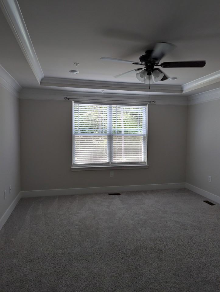 2942 Bridgewater Dr - Photo 5 of 18