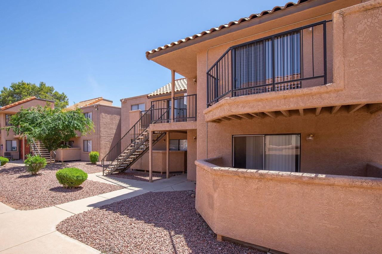 Quail Gardens - Photo 3 of 43