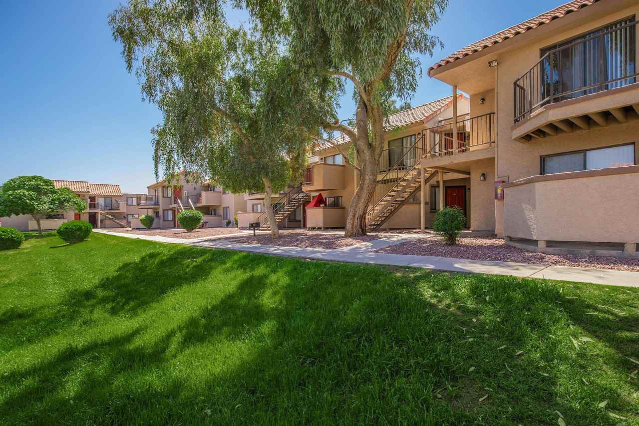 Center Park Apartments - Photo 7 of 37