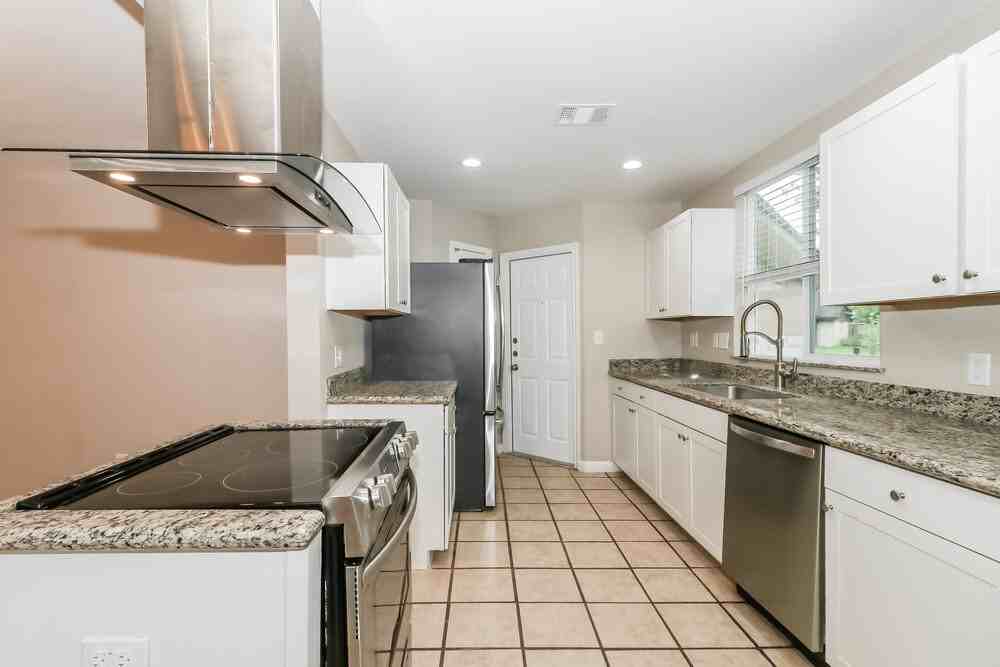 2631 Dawn Star Dr - Photo 7 of 16
