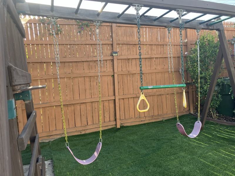 1415 Stearns Dr - Photo 4 of 50