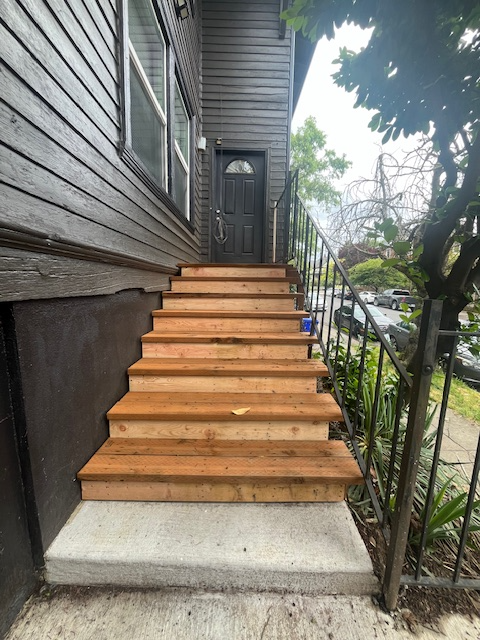 3904 North Albina Avenue #3 - Photo 5 of 13