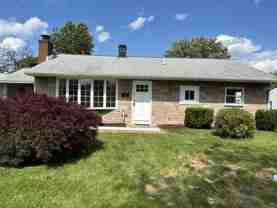 104 Elmwood Rd - Photo 1 of 1
