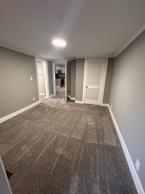 612 N Main St - Photo 3 of 15