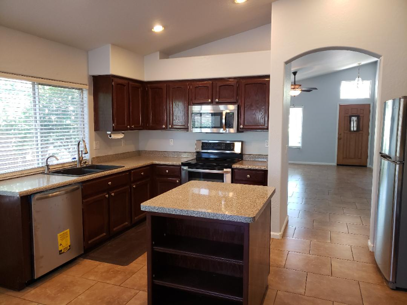 1036 N Golden Key St - Photo 2 of 20