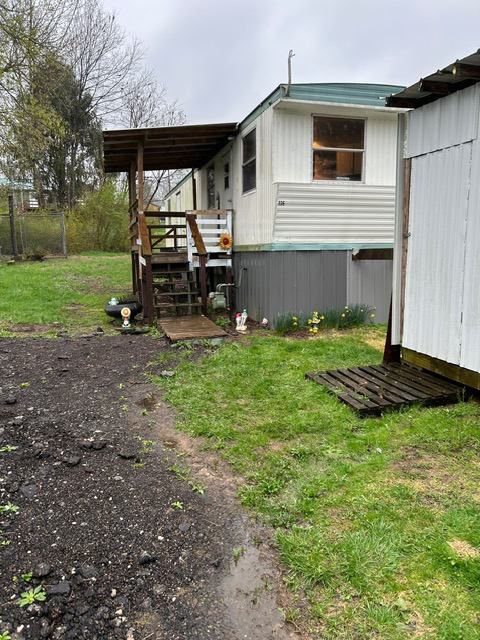 116 Kirchner St - Photo 3 of 20
