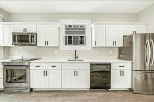 featured image of 34 William St #1