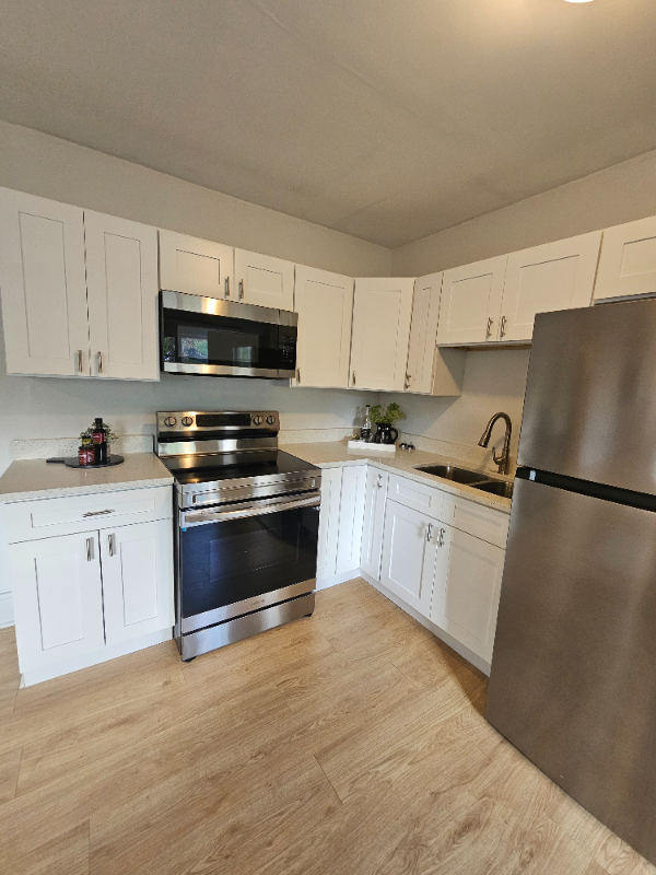 8114 N 11th St #A - Photo 2 of 8