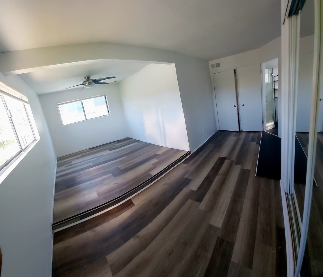 1631 Van Horne Ln - Photo 7 of 40