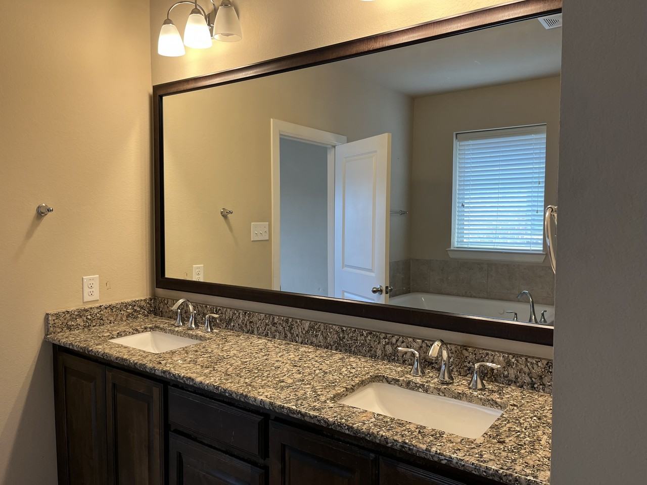 1112 Amber Rose Way #NA - Photo 7 of 27