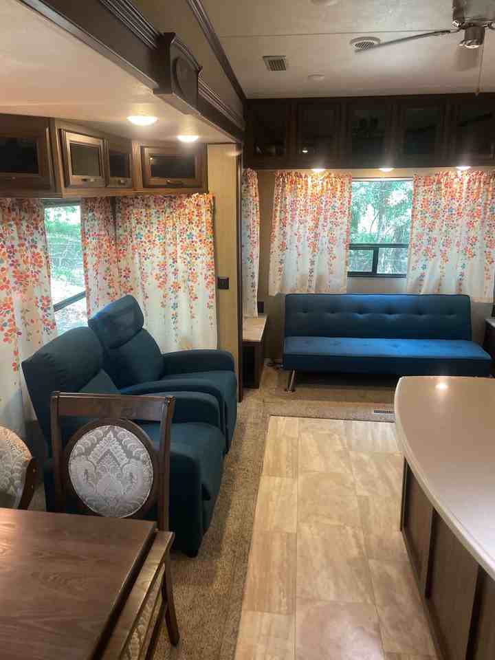 4501 E Highway 199 Trlr 120 - Photo 3 of 18