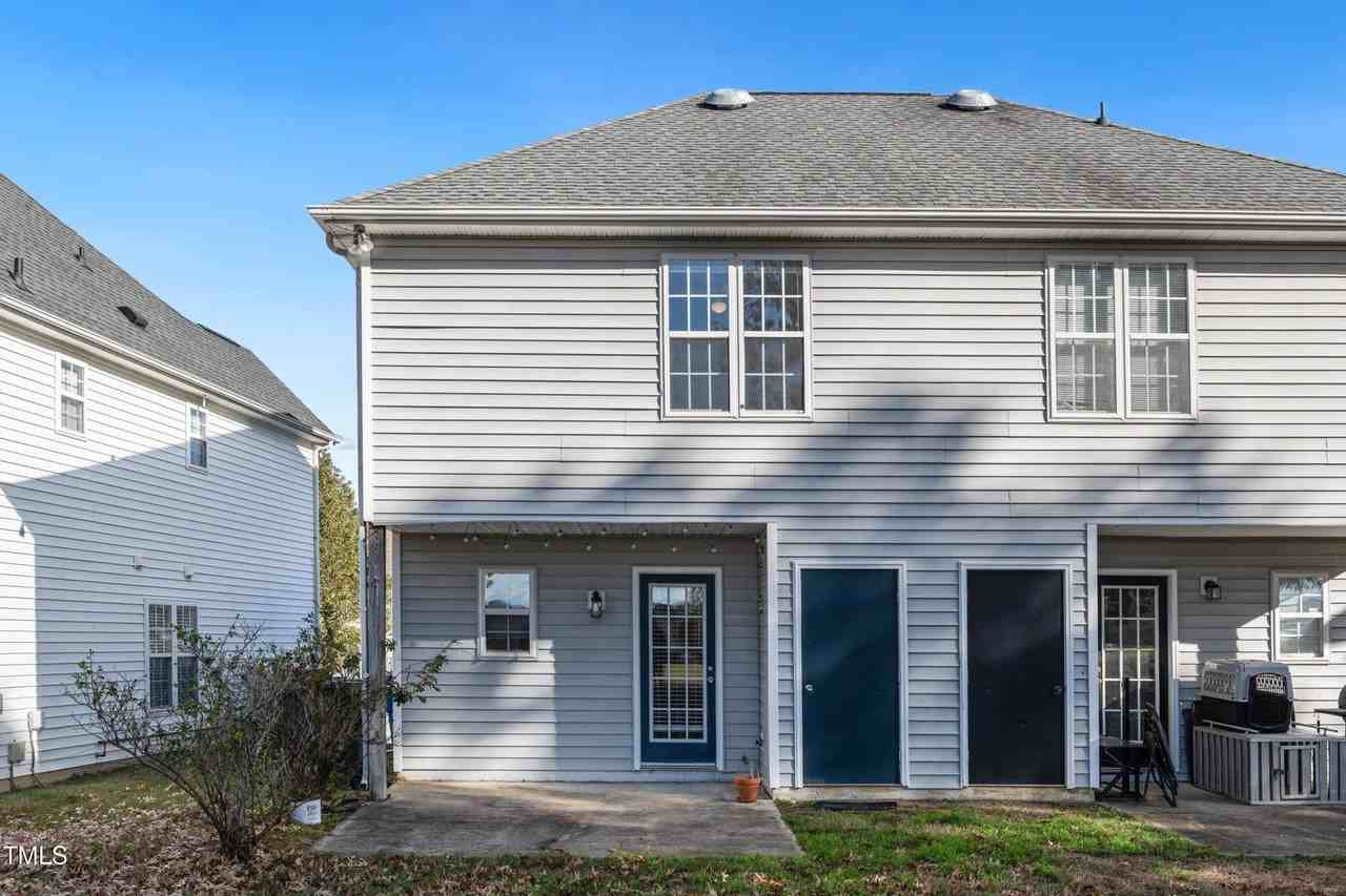 2129 Ventana Ln - Photo 3 of 19