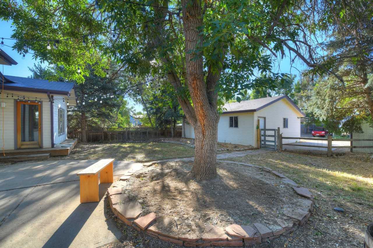 714 E Simpson St - Photo 4 of 12