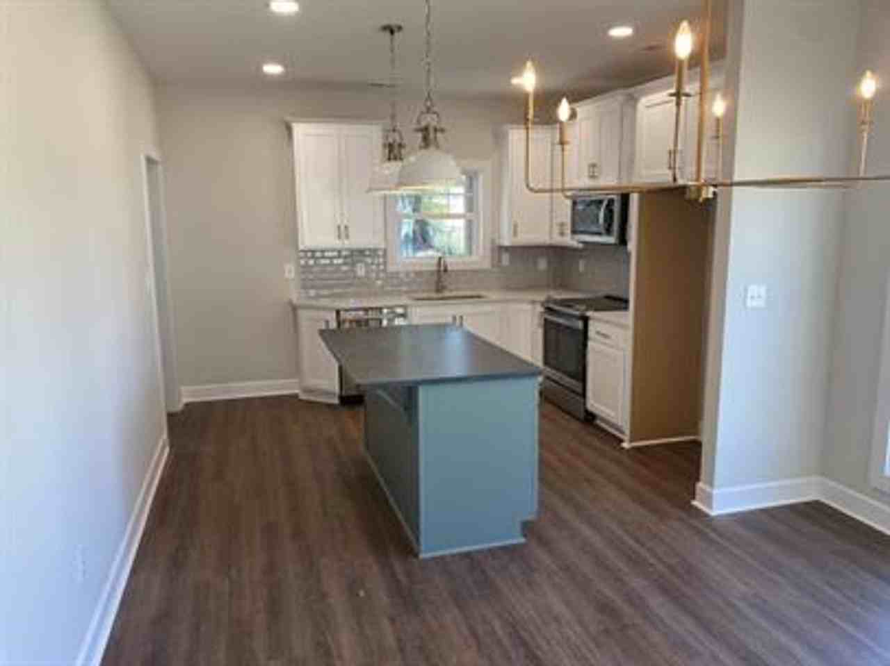 2905 9th Ave Sw - Photo 4 of 10