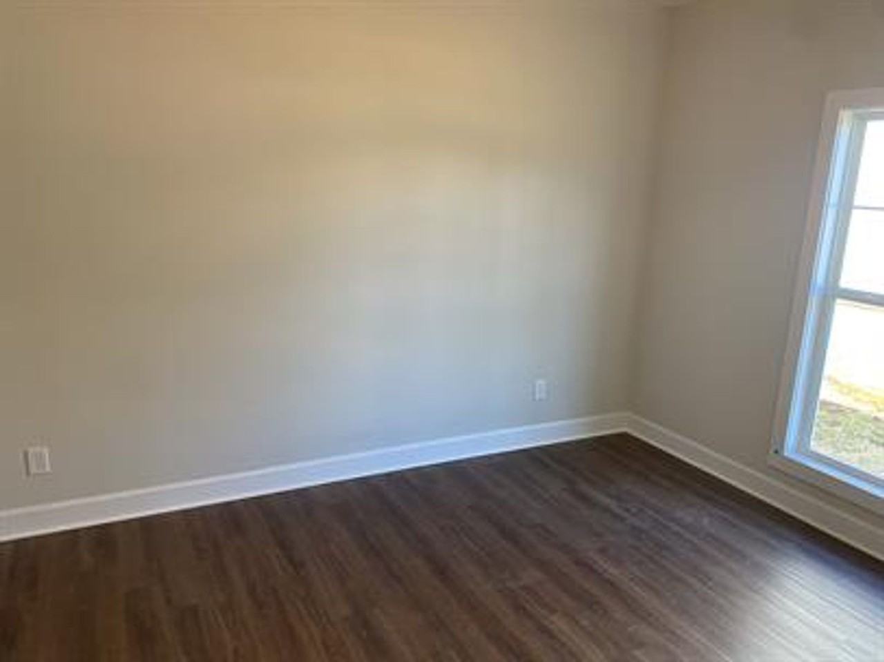 2905 9th Ave Sw - Photo 7 of 10