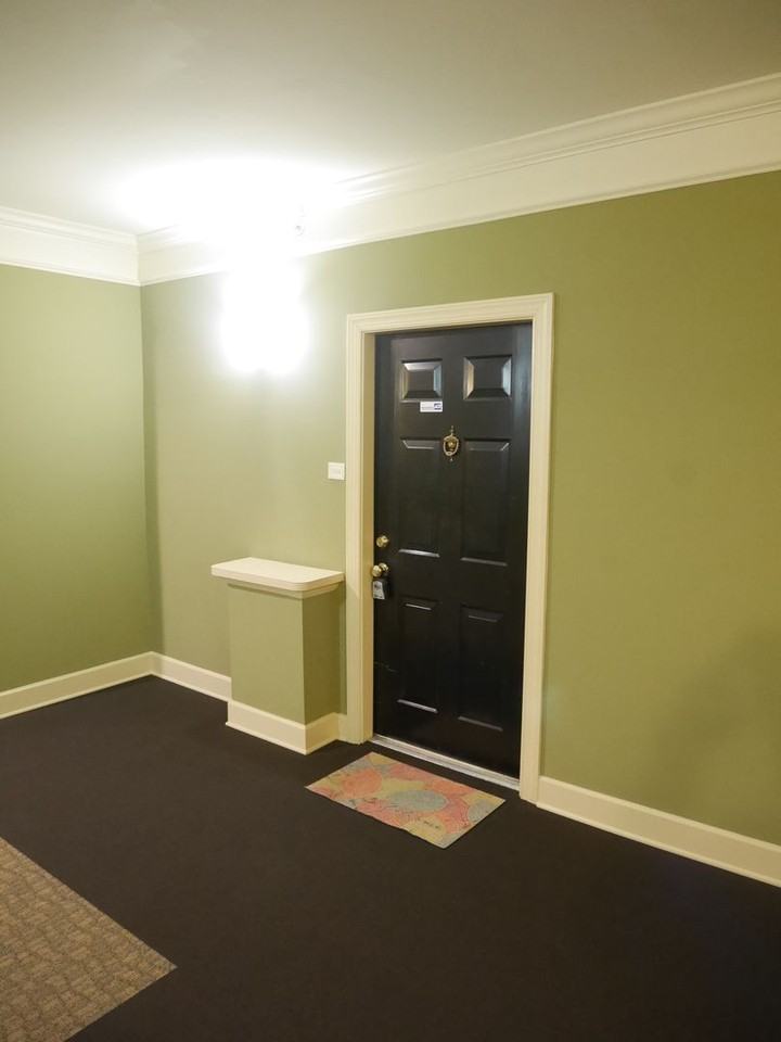 1321B Karen Blvd - Photo 2 of 15