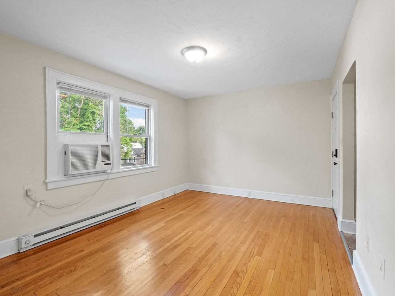 Gilmer Apartments - Photo 6 of 29