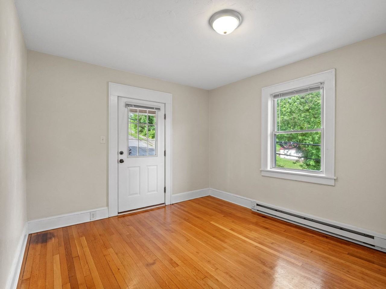 Gilmer Apartments - Photo 7 of 29