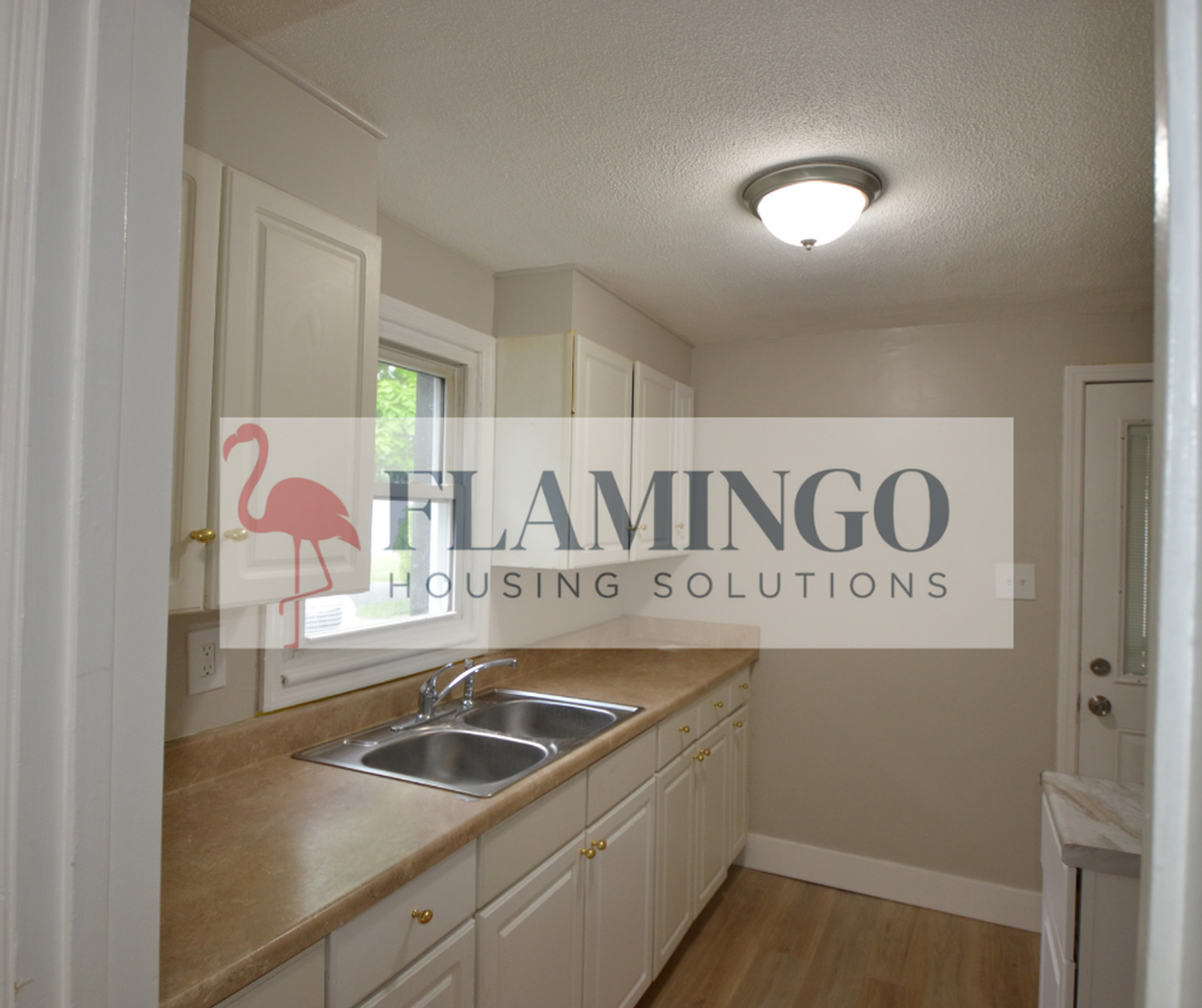 2928 Revels Ave - Photo 5 of 16