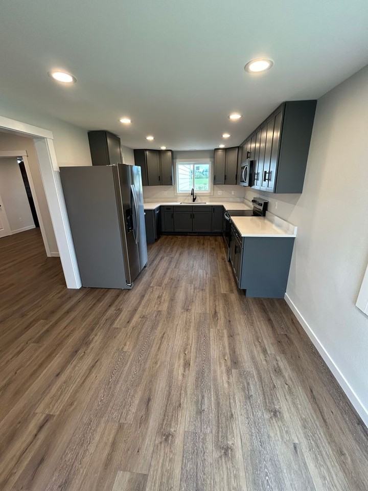 112 H Street Road - Photo 4 of 48