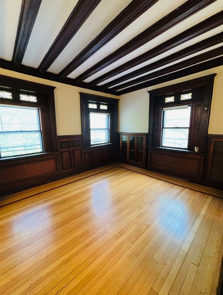 38 Willett St #2 - Photo 3 of 18