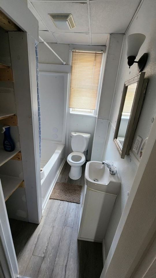 11 S Market St - Photo 7 of 22