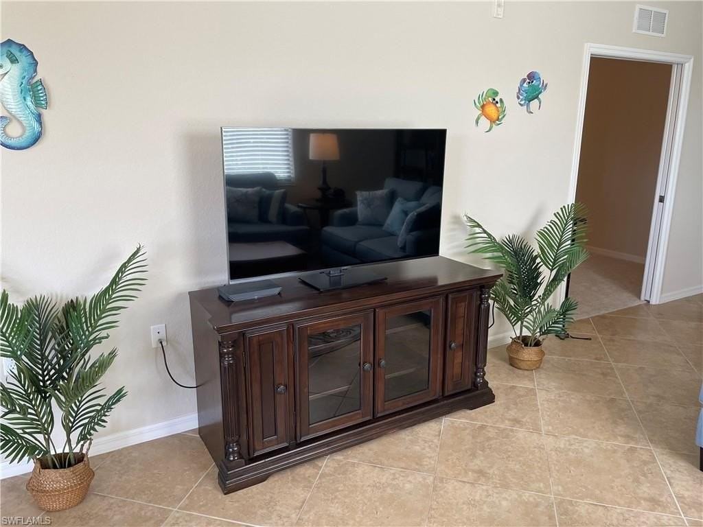 9727 Acqua Ct #421 - Photo 7 of 26