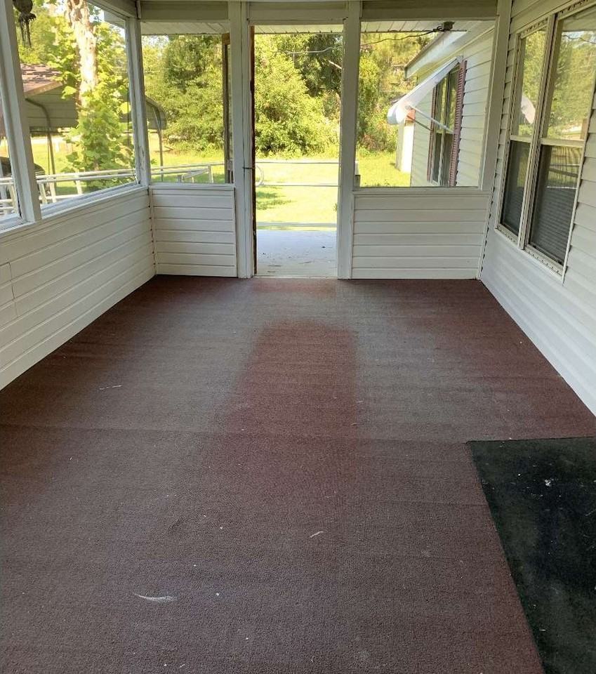 155 Ne Nikita Pl - Photo 6 of 9