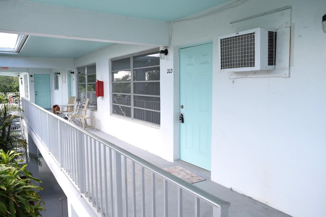 710 710 N K 203 Street #203 - Photo 3 of 17