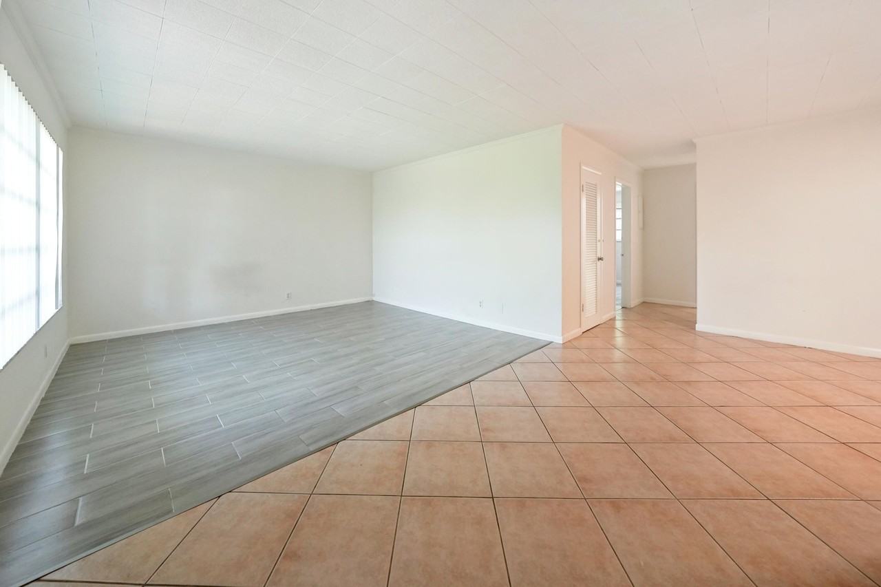 710 710 N K 203 Street #203 - Photo 6 of 17