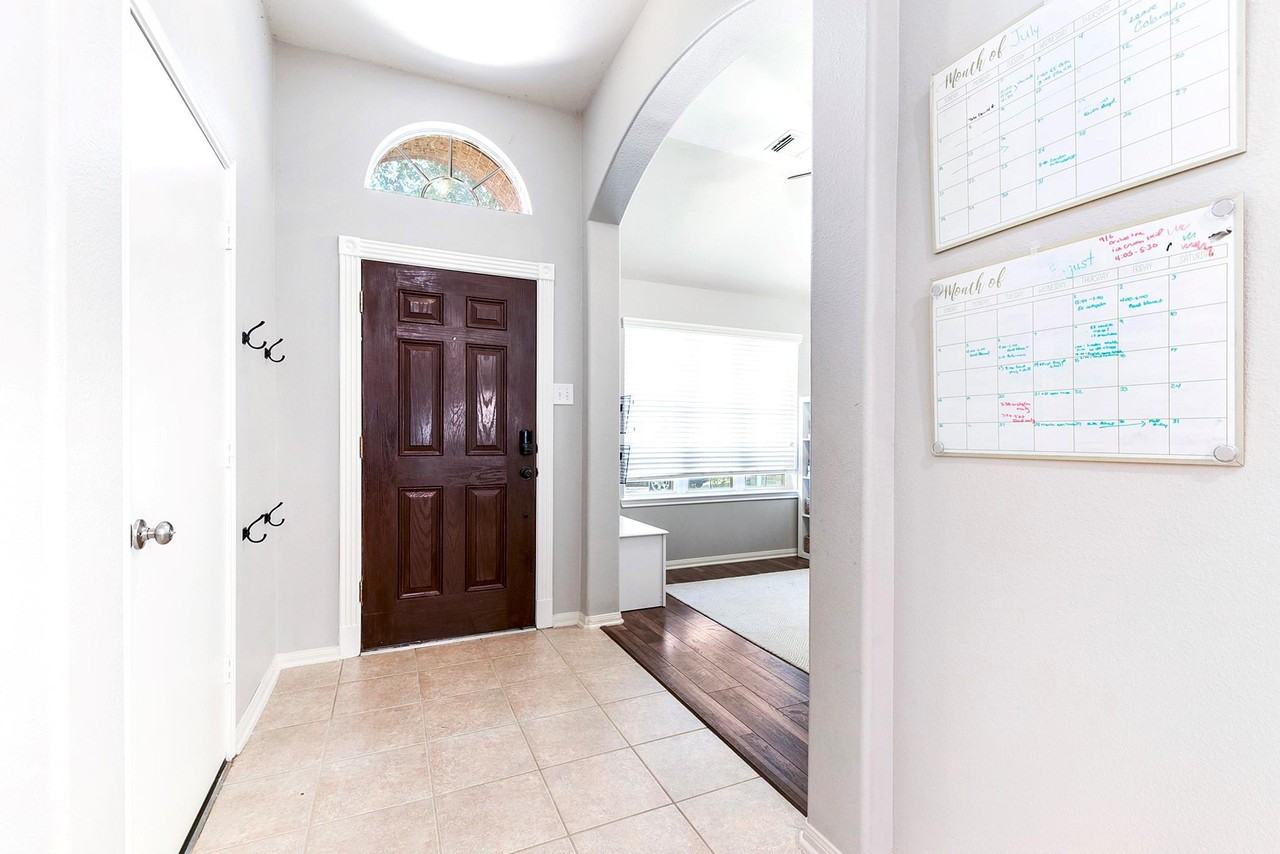 2802 Chalet Knolls Ln - Photo 6 of 44