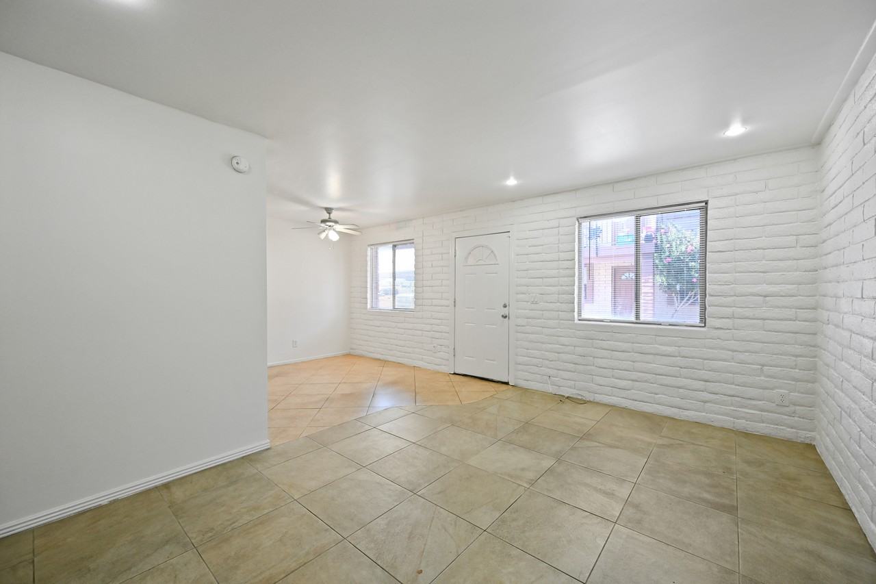 1234 North 36th Street #107 - Photo 3 of 15