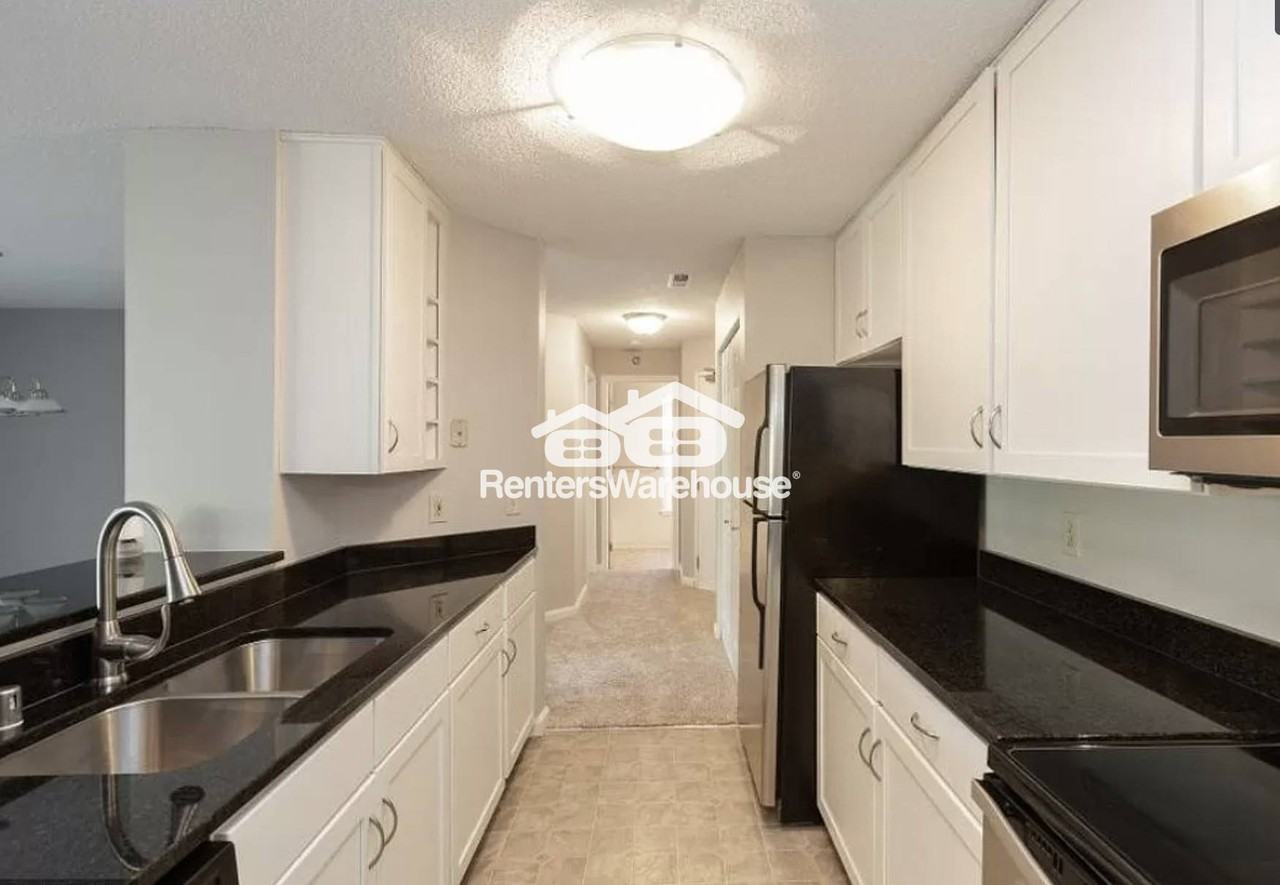 6145 Chasewood Pkwy #101 - Photo 2 of 20