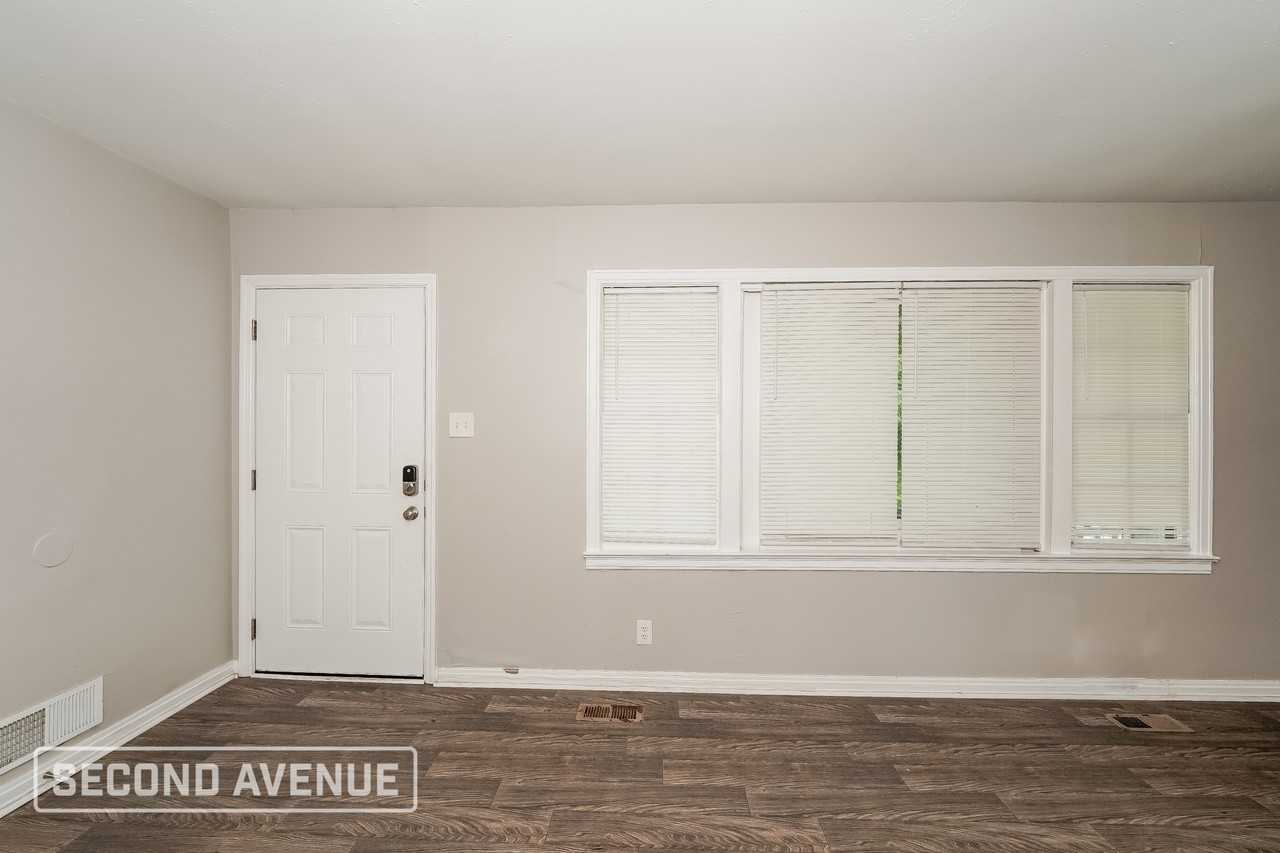 844 Vanderbilt St - Photo 5 of 27