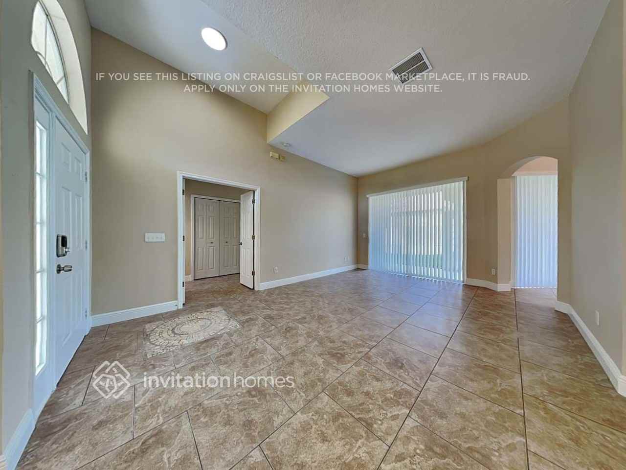 4111 Whittner Dr - Photo 4 of 20