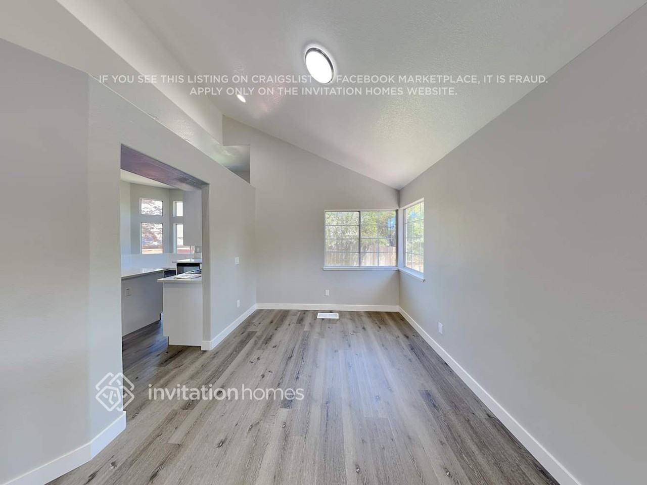 4821 Laguna West Way - Photo 4 of 20