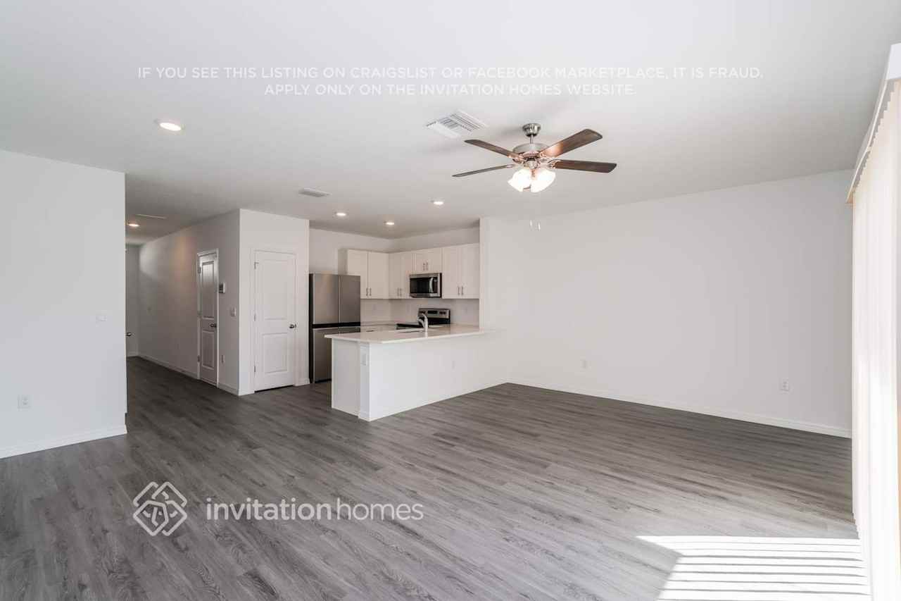 31271 Monterey Pine Street - Photo 5 of 26