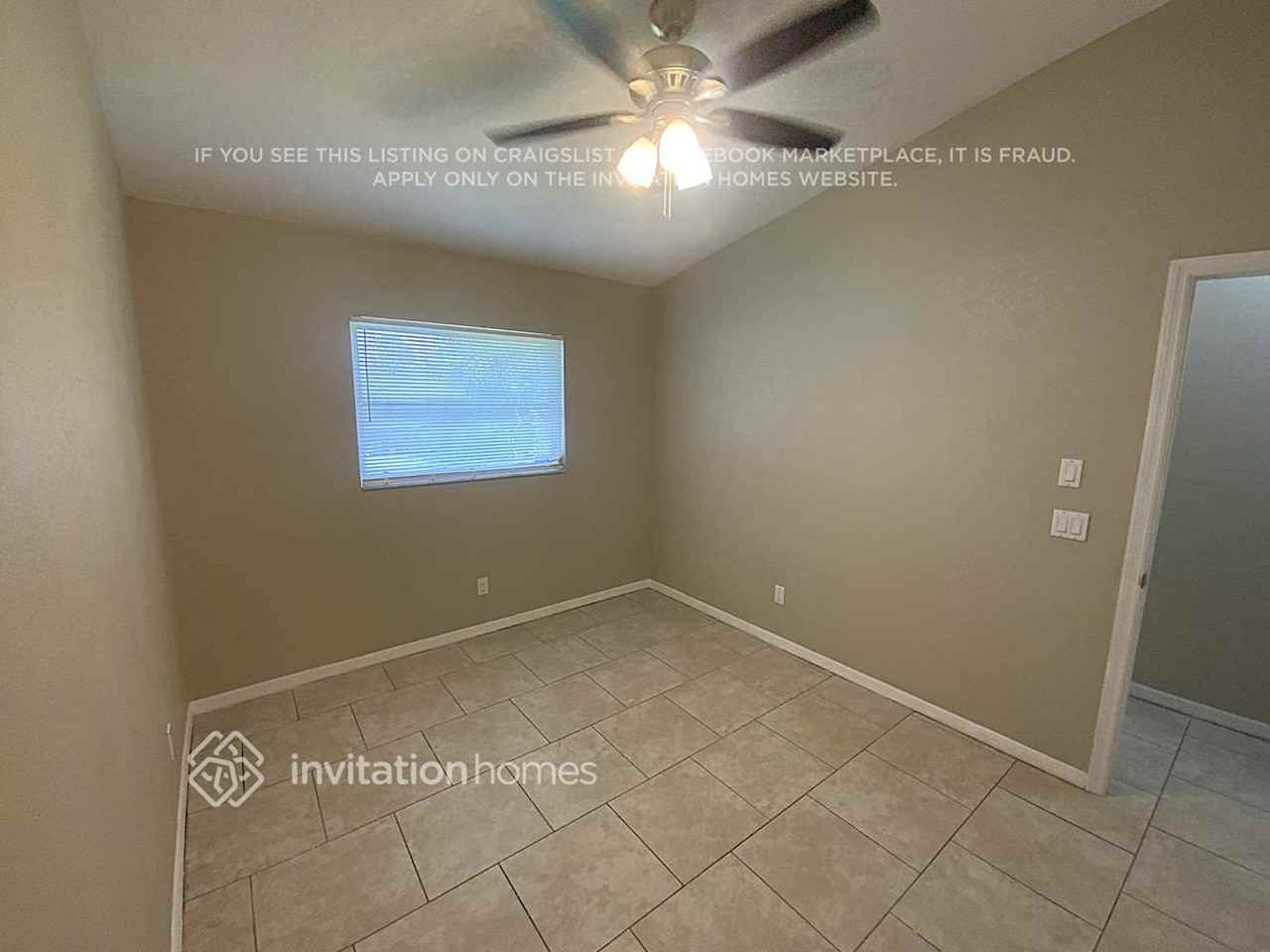 23306 Moorhead Ave - Photo 6 of 12