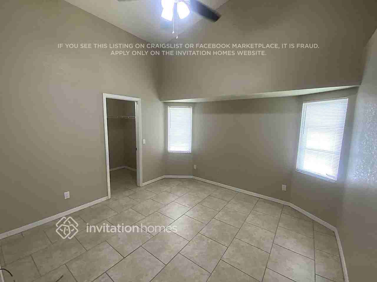 23306 Moorhead Ave - Photo 7 of 12