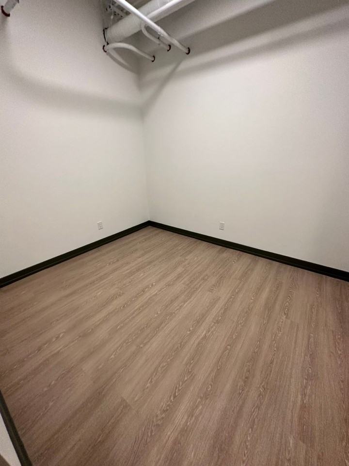 Ivy Lofts - Photo 6 of 10