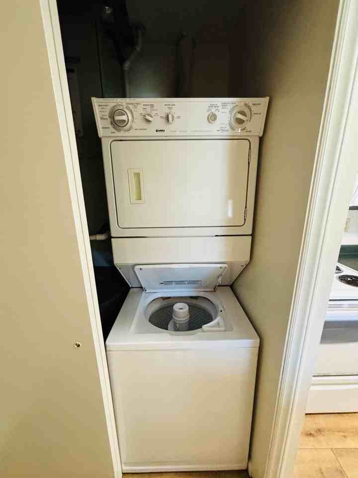 800 Orchard St - Photo 5 of 11