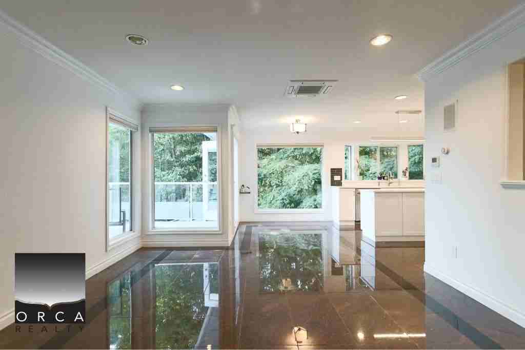 4275 St. Pauls Ave - Photo 3 of 50