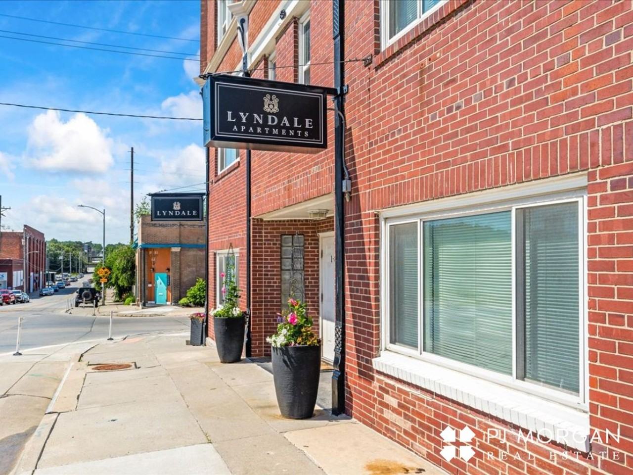 Lyndale Apartments - Photo 4 of 10