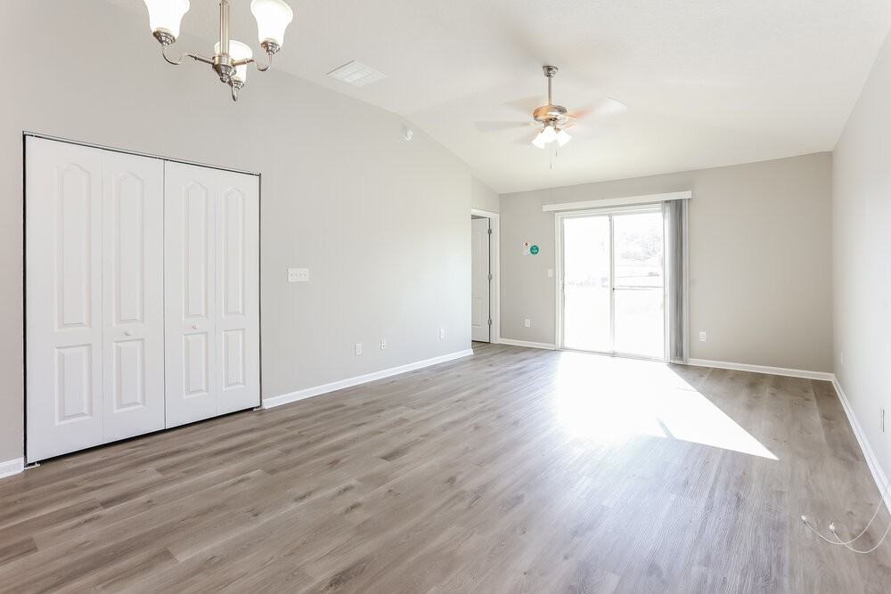 3830 Julia Marie Dr - Photo 4 of 16