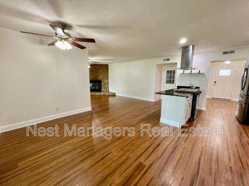 6826 Beaverstone Dr - Photo 3 of 22