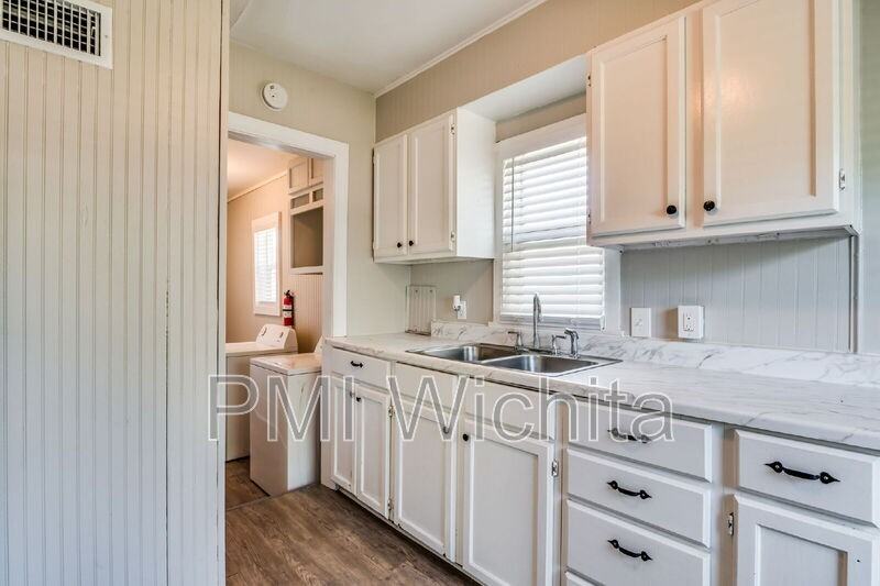 2156 S Santa Fe St - Photo 4 of 10
