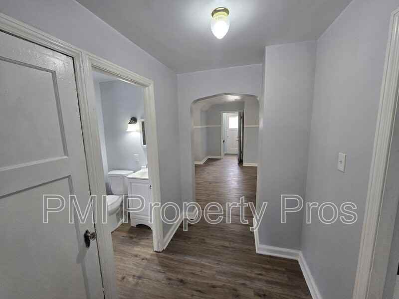 3897 N Dr William Finlayson St - Photo 6 of 10